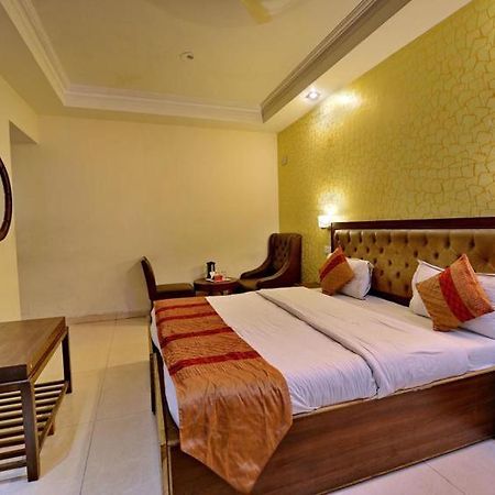 Hotel Diamond Inn Chandīgarh Eksteriør bilde