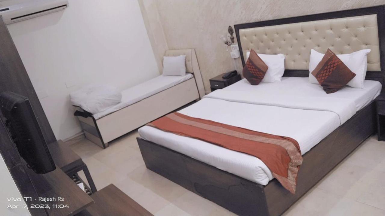Hotel Diamond Inn Chandīgarh Eksteriør bilde
